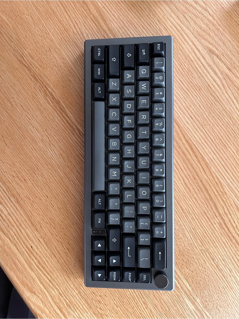 EPOMAKER EK68 65% Wireless Gaming Keyboard with Metal Knob